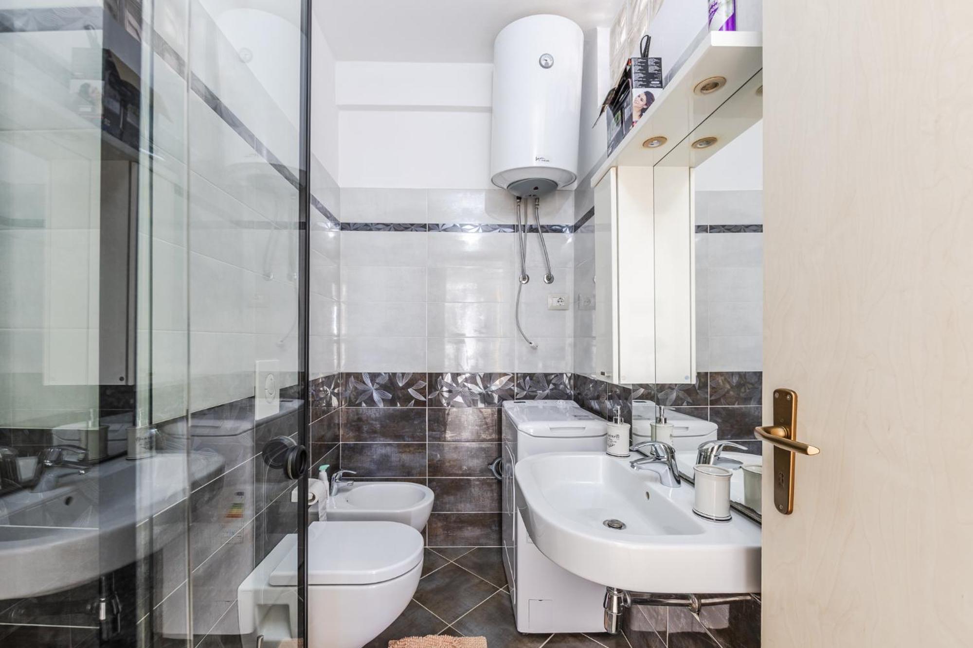 The Beachfront Apartment Durres Luaran gambar